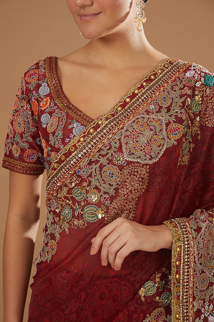 Red Chanderi Mulmul Organza Mughal Printed Reception Saree Set by Debyani at Pernia's Pop Up Shop