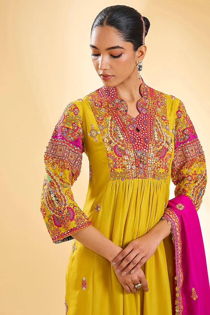 Mustard Silk Hand & Machine Embroidered Overlap Kurta Set by Debyani at Pernia's Pop Up Shop