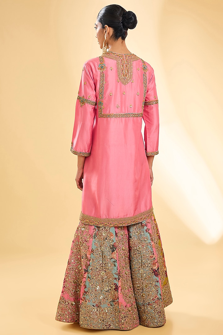 Blush Pink Silk Hand & Machine Embroidered Kurta Set by Debyani at Pernia's Pop Up Shop