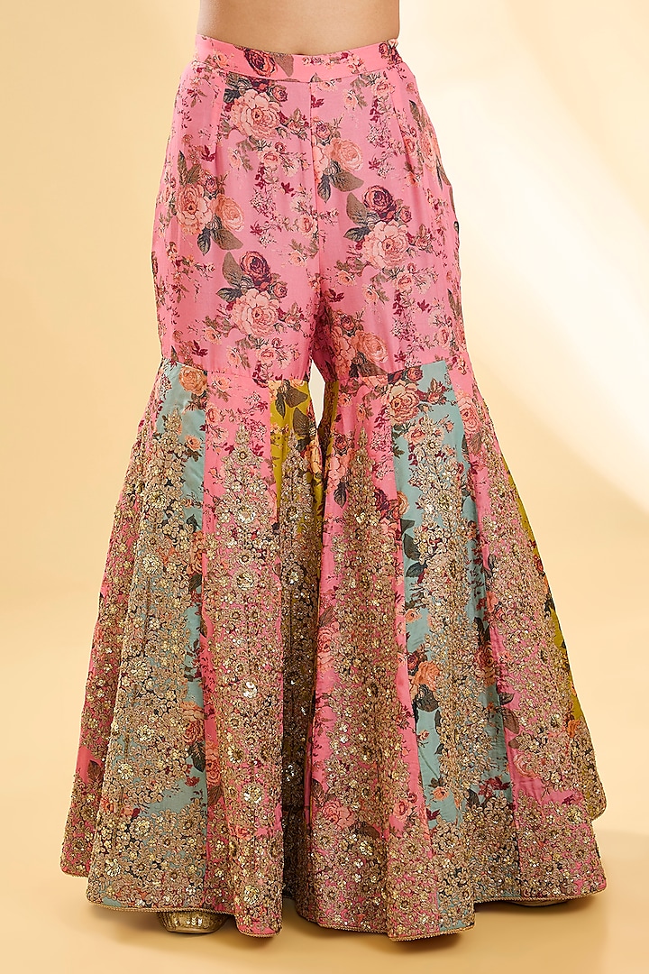 Blush Pink Silk Hand & Machine Embroidered Kurta Set by Debyani at Pernia's Pop Up Shop