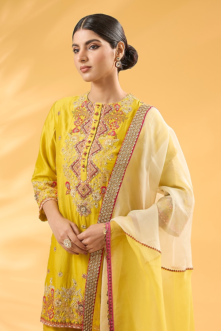 Yellow Organza Hand Embroidered Shaded Bridal Sharara Set by Debyani at Pernia's Pop Up Shop