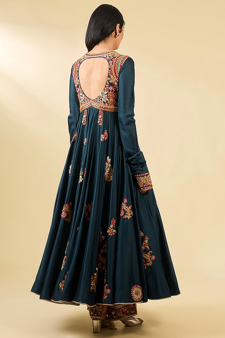 Navy Blue Silk Hand & Machine Embroidered Kalidar Bridal Anarkali Set by Debyani at Pernia's Pop Up Shop
