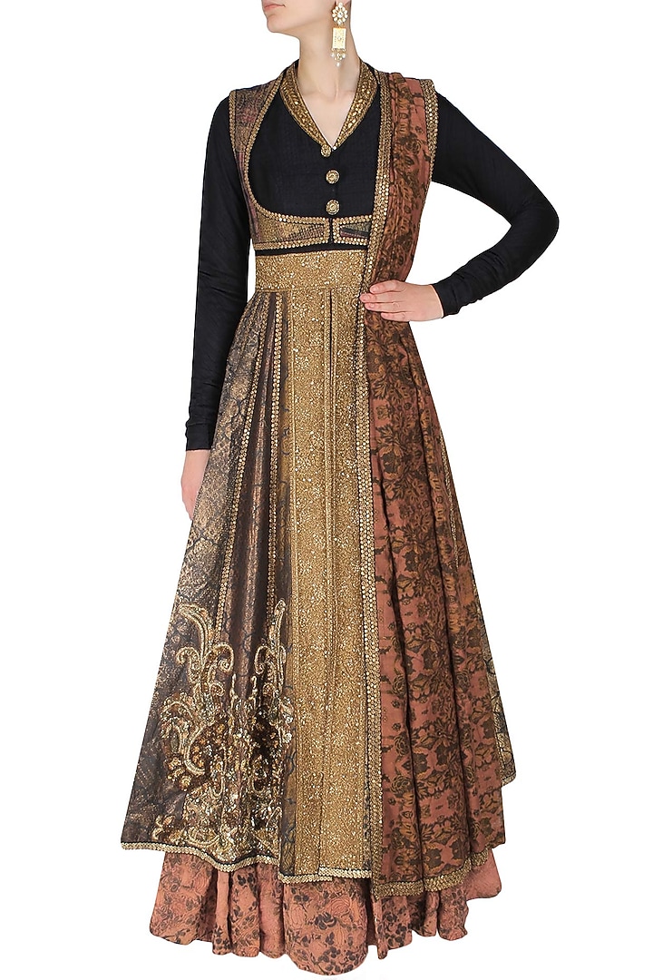 Textured double layer kalidaar embroidered kurta with gathered pants and short jacket available only at Pernia's Pop Up Shop.