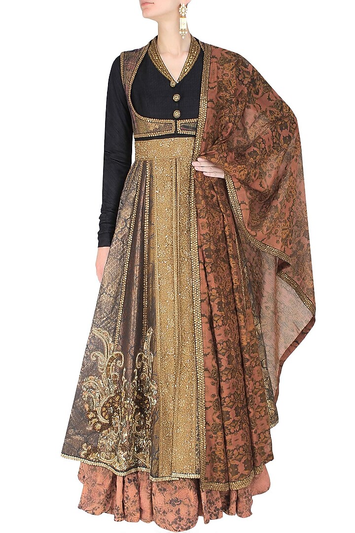 Textured double layer kalidaar embroidered kurta with gathered pants and short jacket available only at Pernia's Pop Up Shop.