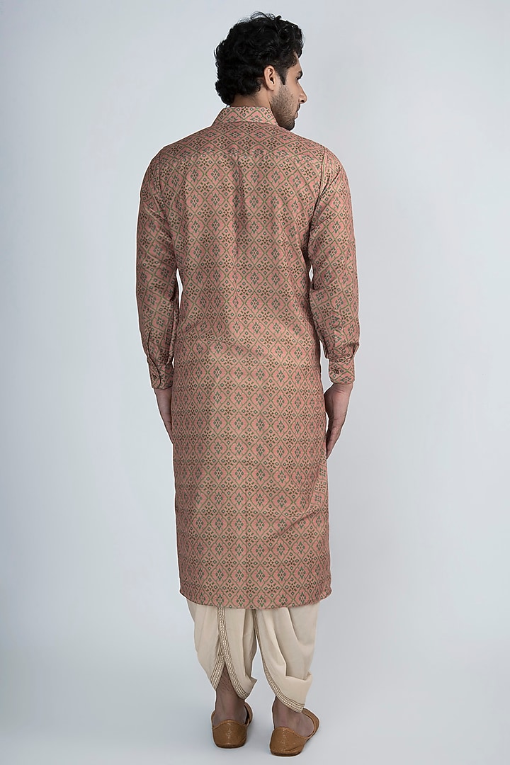 Blush Pink Digital Printed Kurta by Devanshi Didwania at Pernia's Pop Up Shop