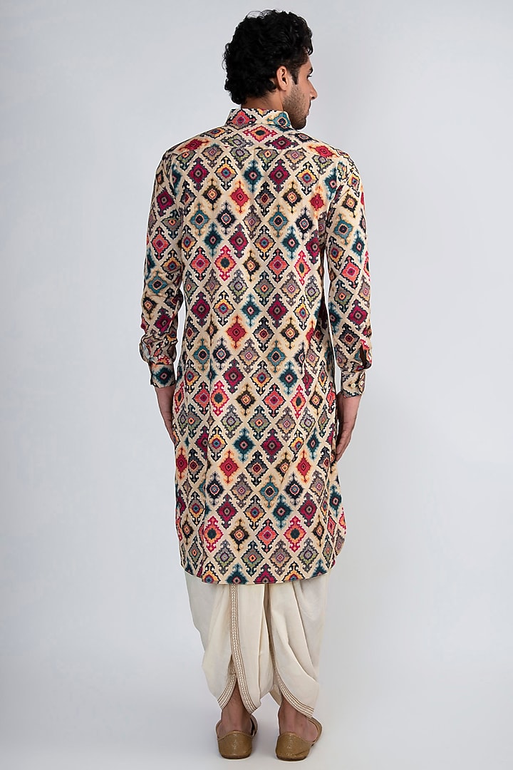 Multi Colored Digital Printed Viscose Kurta by Devanshi Didwania at Pernia's Pop Up Shop