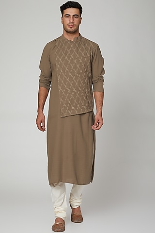 Beige Kurta With Anchoring Flap by Devanshi Didwania
