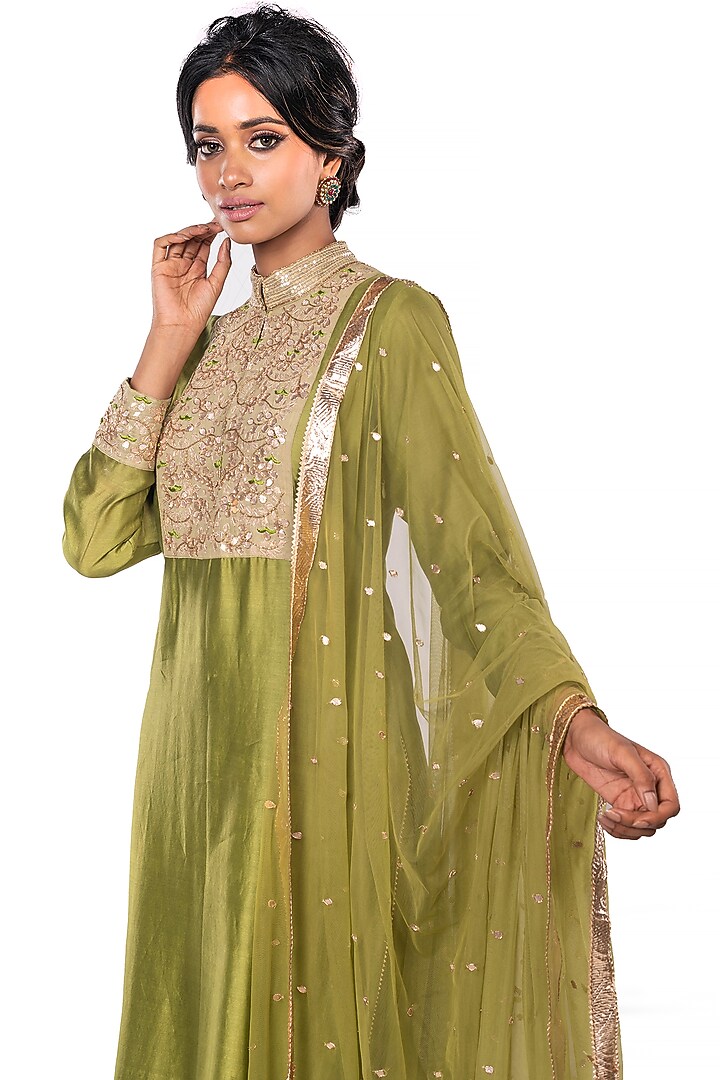 Olive Green Embroidered Long Kurta Set by Debarun at Pernia's Pop Up Shop