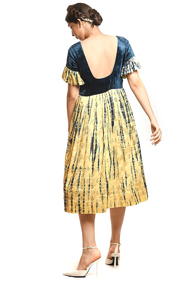Royal Blue & Beige Shibori Tunic by Debarun at Pernia's Pop Up Shop