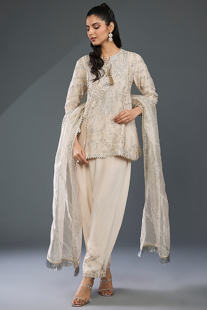 Silver Tissue Hand & Machine Embroidered Kurta Set by Devika Bhayana at Pernia's Pop Up Shop