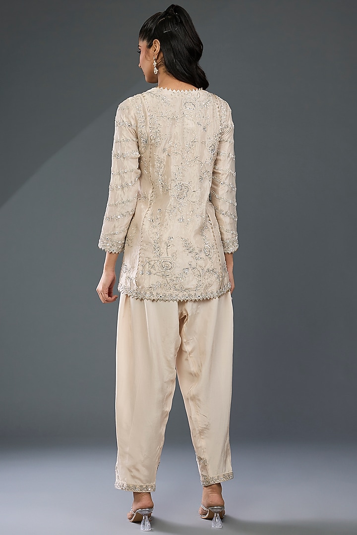 Silver Tissue Hand & Machine Embroidered Kurta Set by Devika Bhayana at Pernia's Pop Up Shop