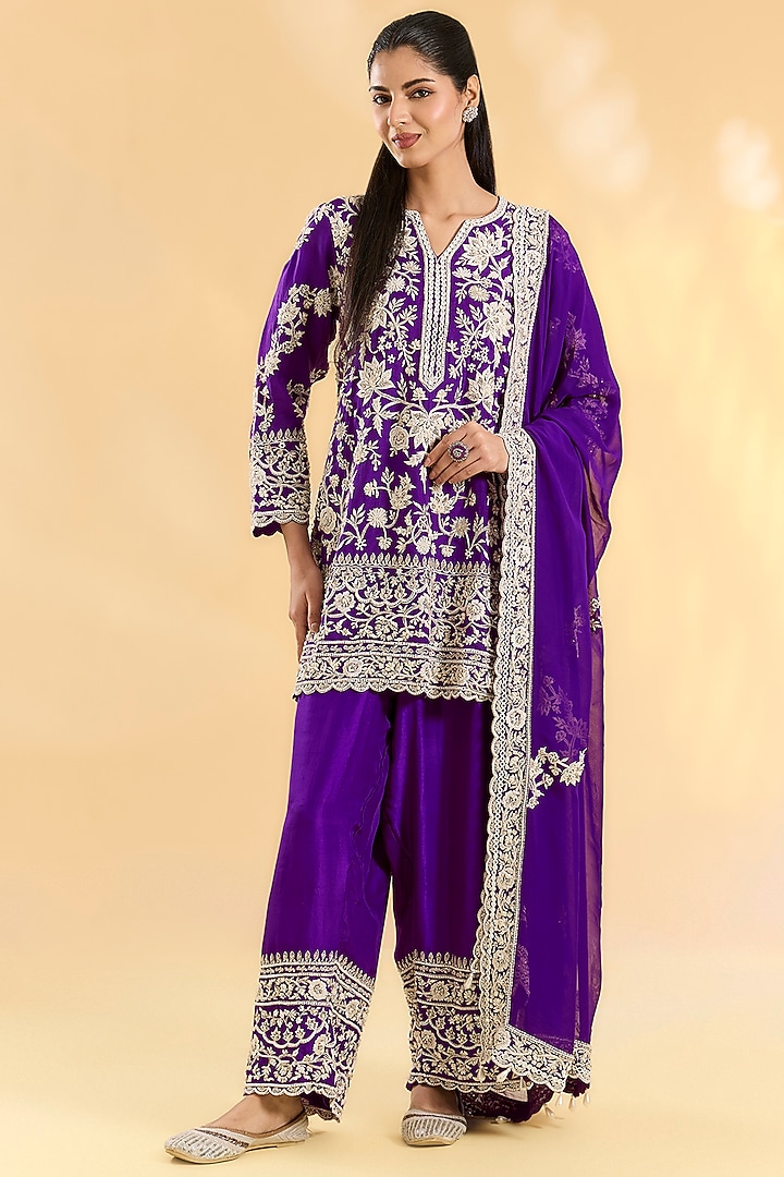 Purple Organza Hand & Machine Embroidered Kurta Set by Devika Bhayana at Pernia's Pop Up Shop
