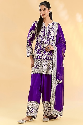 Purple Organza Hand & Machine Embroidered Kurta Set by Devika Bhayana