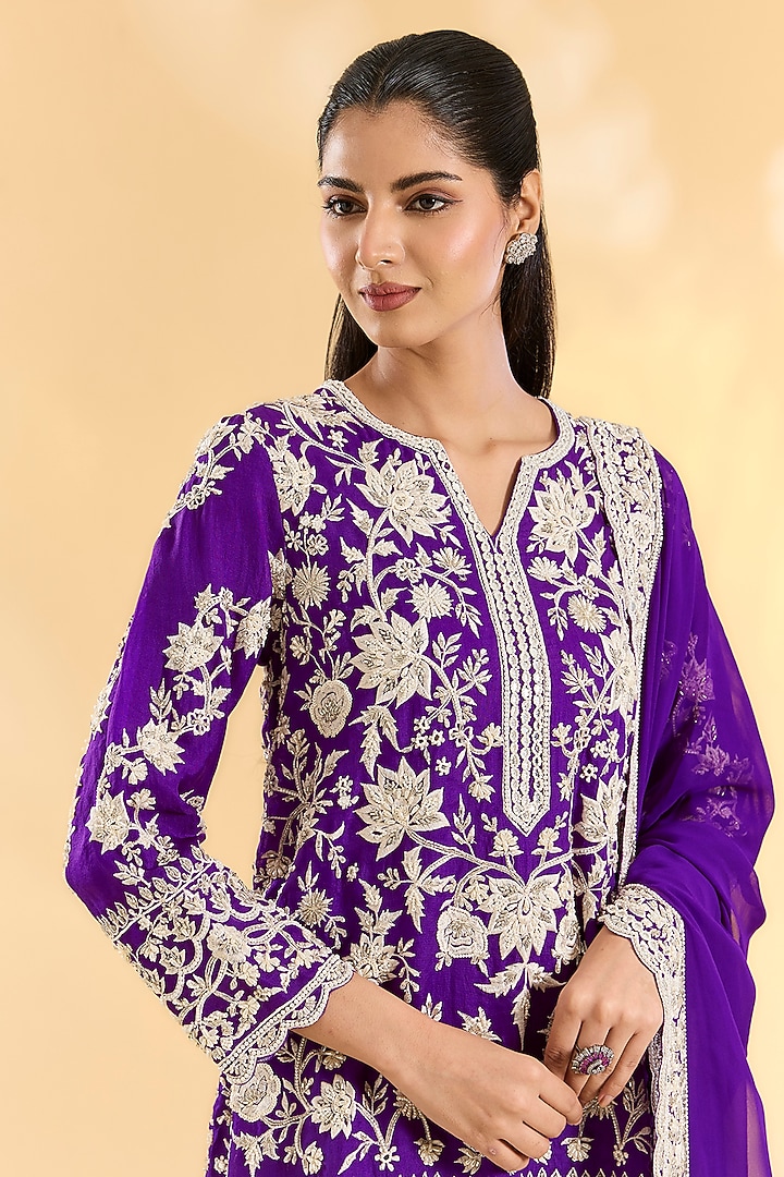 Purple Organza Hand & Machine Embroidered Kurta Set by Devika Bhayana at Pernia's Pop Up Shop