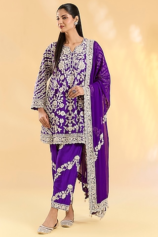 Purple Organza Hand & Machine Embroidered Kurta Set by Devika Bhayana