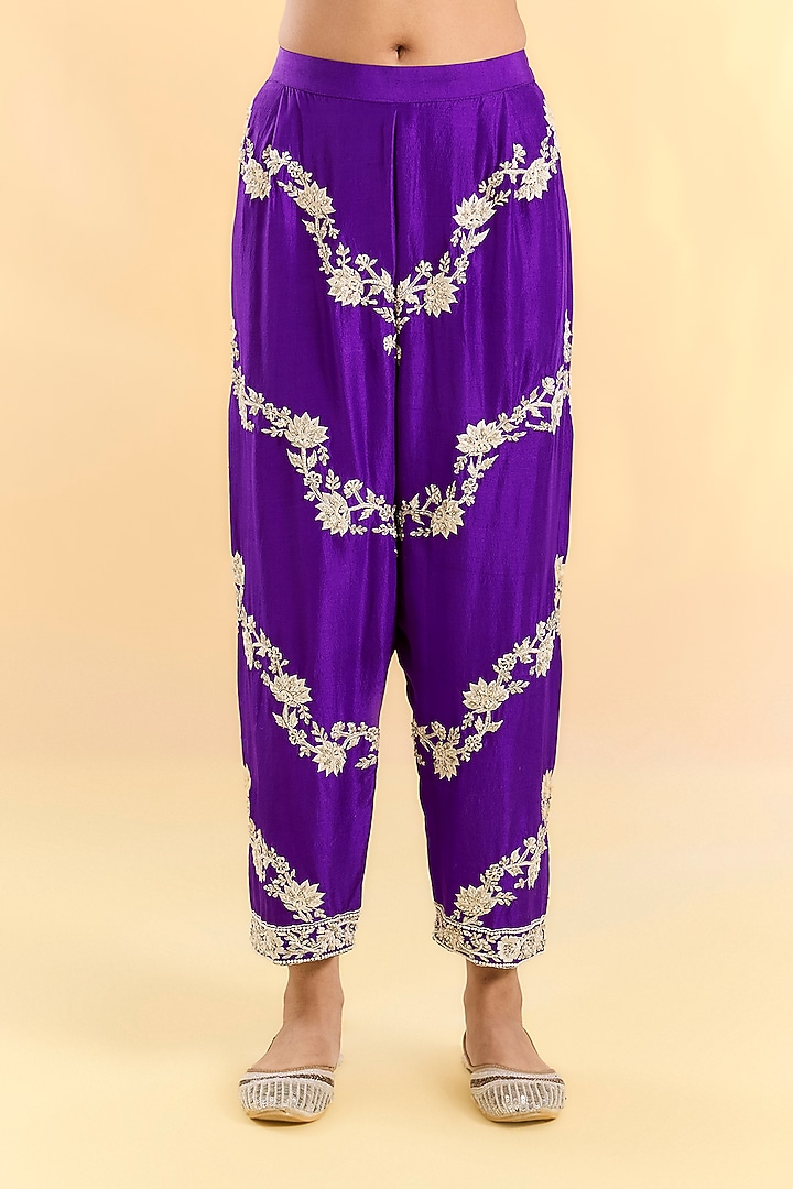 Purple Organza Hand & Machine Embroidered Kurta Set by Devika Bhayana at Pernia's Pop Up Shop