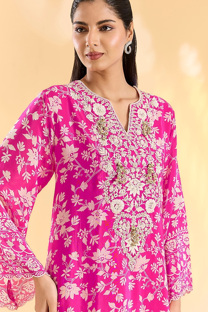 Rani Pink Crepe Hand & Machine Embroidered Kaftan Set by Devika Bhayana at Pernia's Pop Up Shop