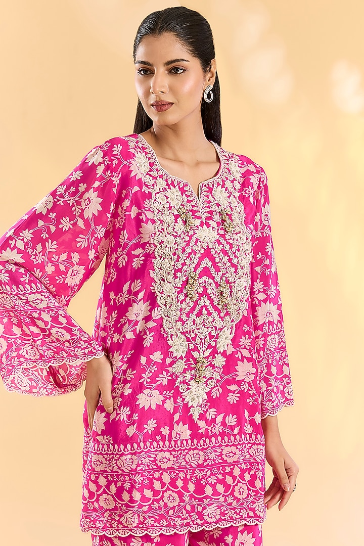 Rani Pink Crepe Gharara Set by Devika Bhayana at Pernia's Pop Up Shop