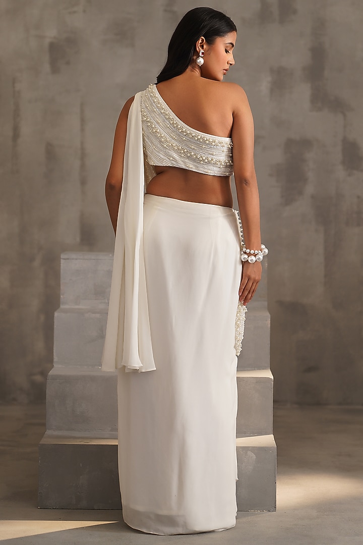 Off-White Georgette Stitched Wedding Saree Set by Deepika Chadha at Pernia's Pop Up Shop