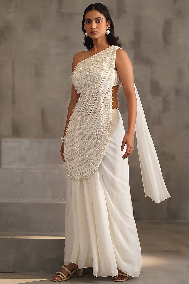 Off-White Georgette Stitched Wedding Saree Set by Deepika Chadha at Pernia's Pop Up Shop