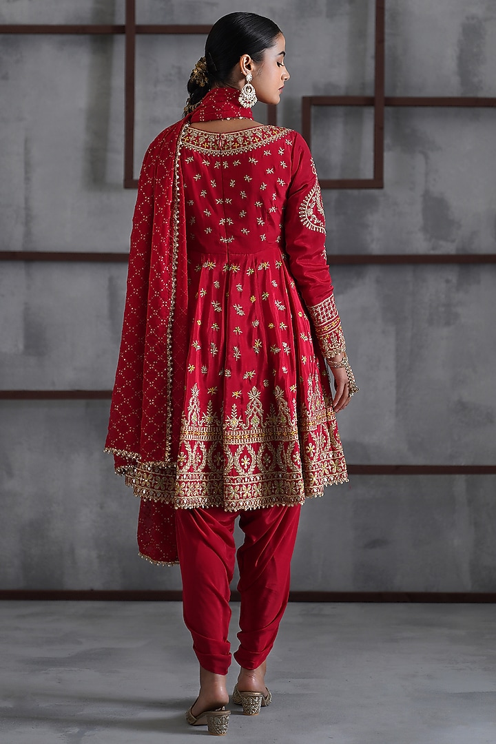 Red & Gold Crepe Zari Embroidered Wedding Anarkali Set by Deepika Chadha at Pernia's Pop Up Shop