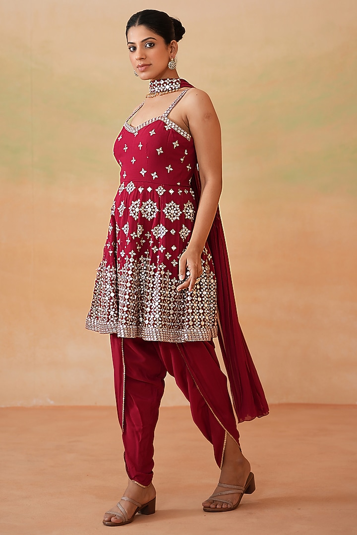 Maroon Georgette Embroidered Kurta Set by Deepika Chadha at Pernia's Pop Up Shop