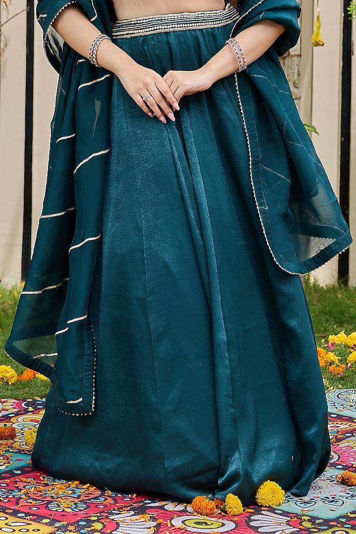 Emerald Green Natural Crepe Wedding Lehenga Set by Deepika Chadha at Pernia's Pop Up Shop