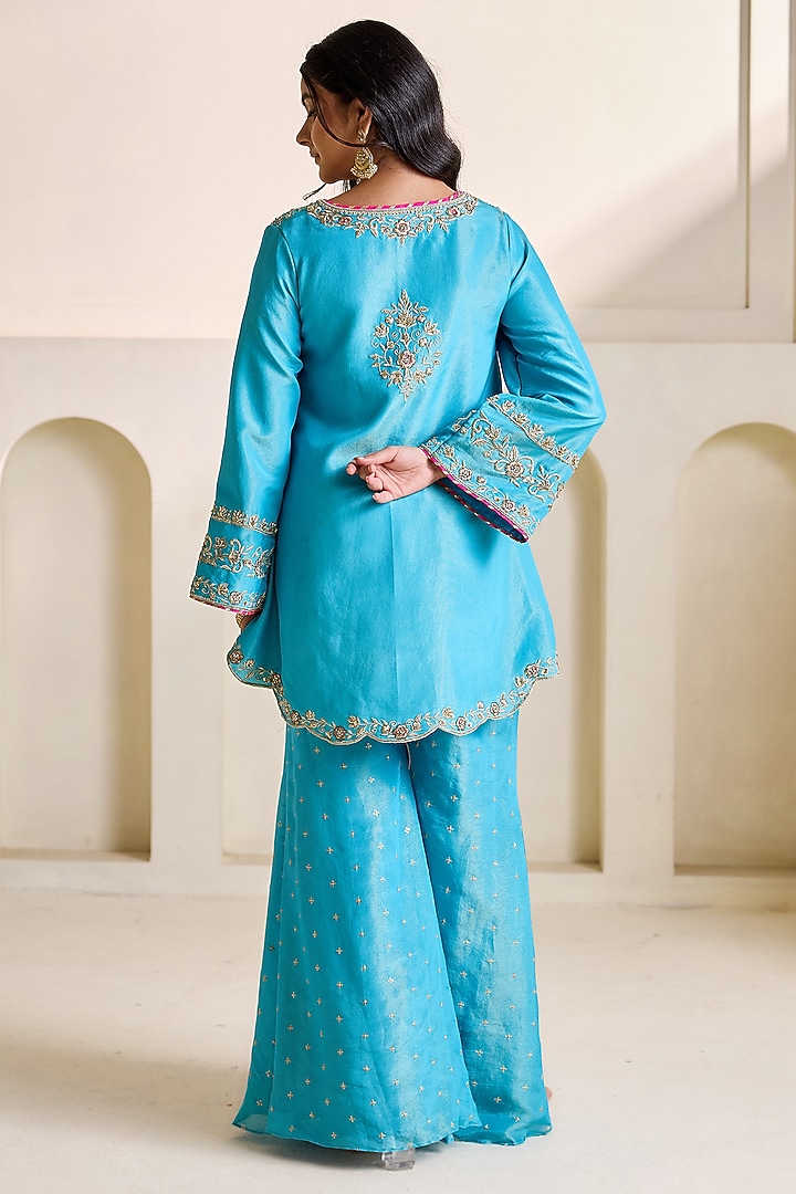 Sky Blue Cosmos Dabka Embroidered Kurta Set by Deepika Chadha at Pernia's Pop Up Shop