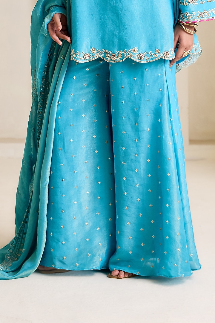 Sky Blue Cosmos Dabka Embroidered Kurta Set by Deepika Chadha at Pernia's Pop Up Shop