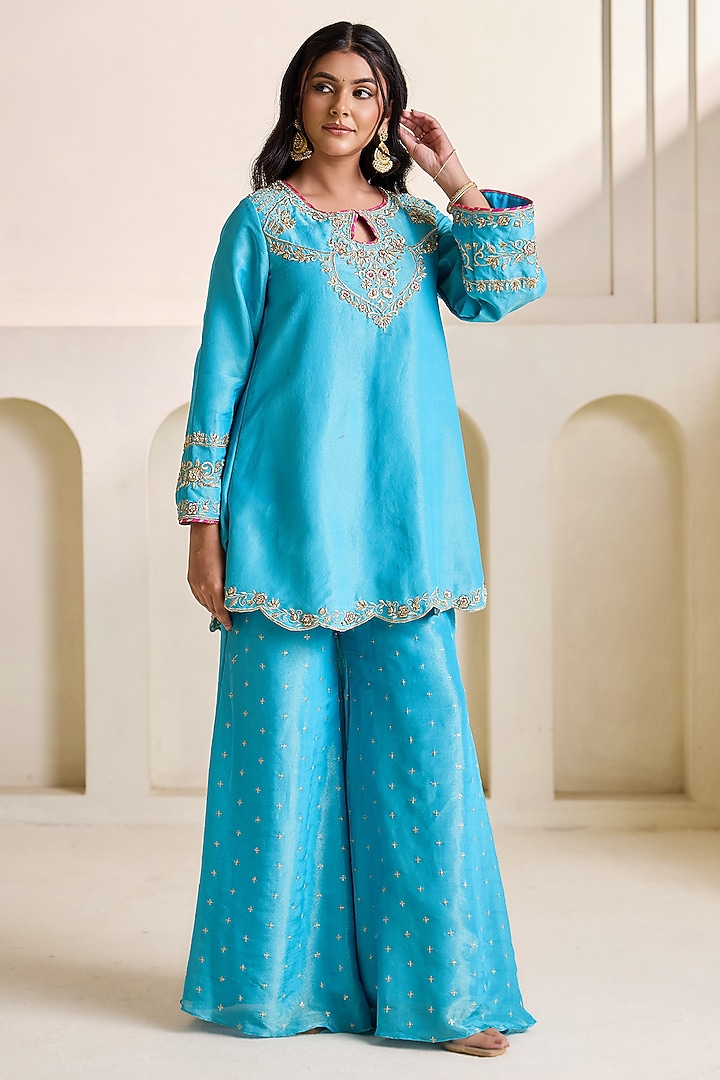 Sky Blue Cosmos Dabka Embroidered Kurta Set by Deepika Chadha at Pernia's Pop Up Shop