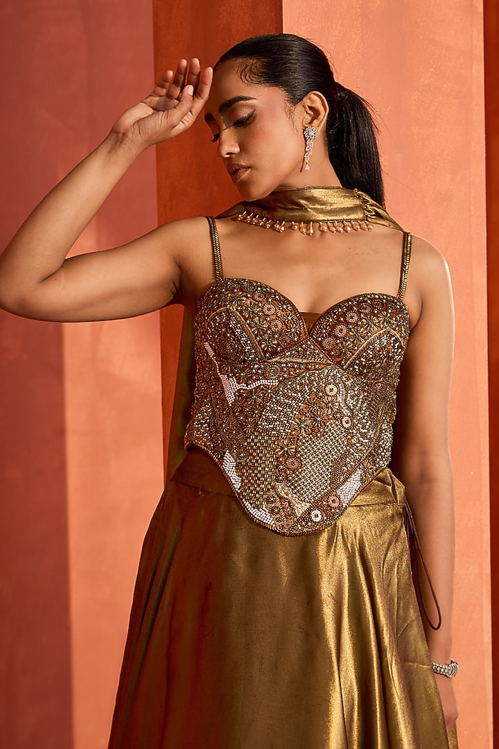 Antique Gold Satin Foil Printed Wedding Lehenga Set by Deepika Chadha at Pernia's Pop Up Shop
