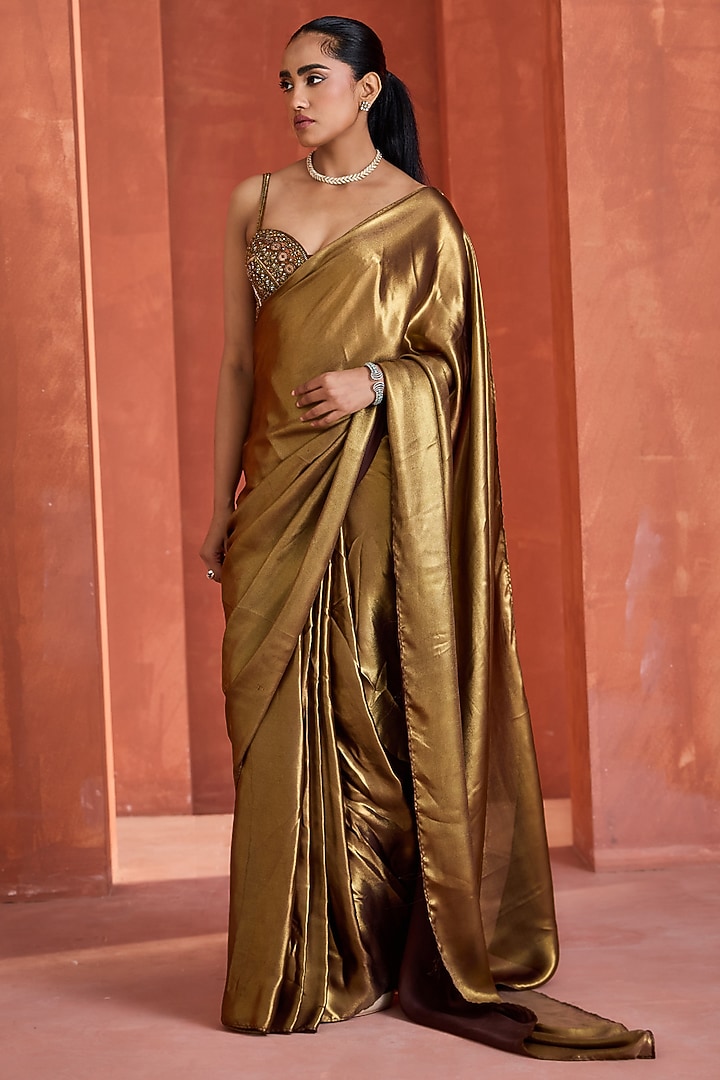 Antique Gold Foil Ready-To-Wear Wedding Saree Set by Deepika Chadha at Pernia's Pop Up Shop