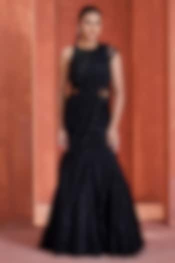 Black Chantilly Lace Draped Skirt Wedding Saree Set by Deepika Chadha at Pernia's Pop Up Shop