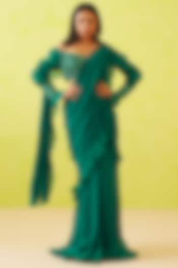 Green Georgette Draped Saree Set by Deepika Chadha at Pernia's Pop Up Shop