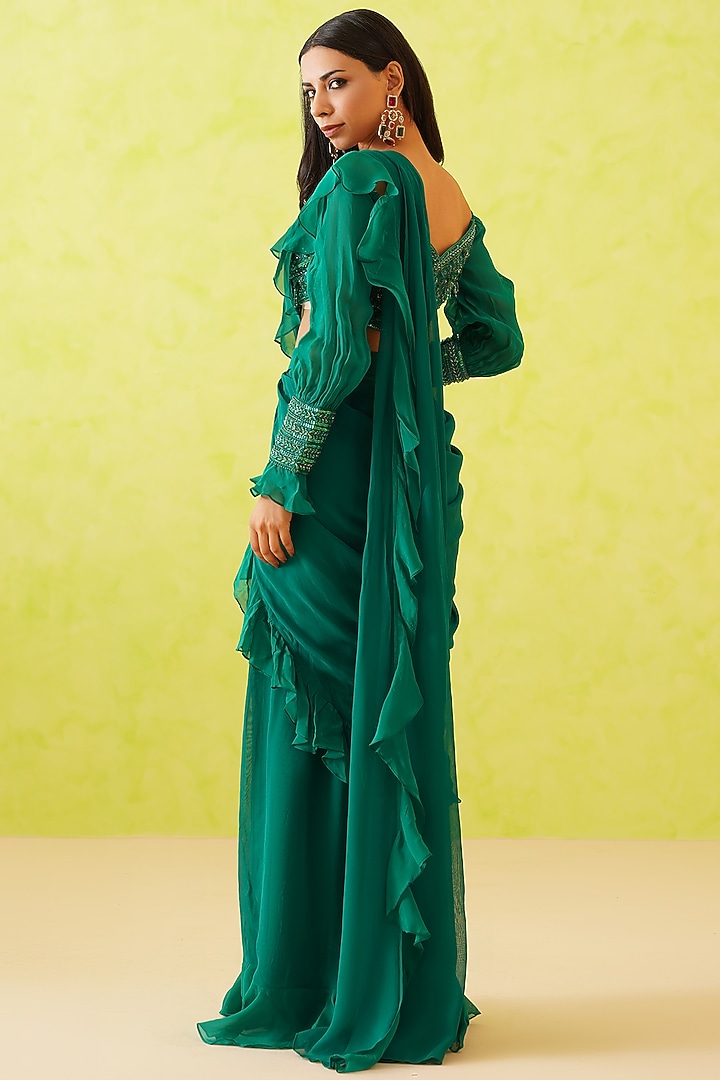 Green Georgette Draped Wedding Saree Set by Deepika Chadha at Pernia's Pop Up Shop