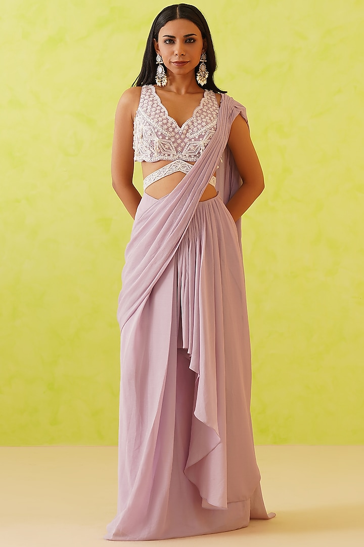 Mauve Georgette Draped Saree Set by Deepika Chadha at Pernia's Pop Up Shop