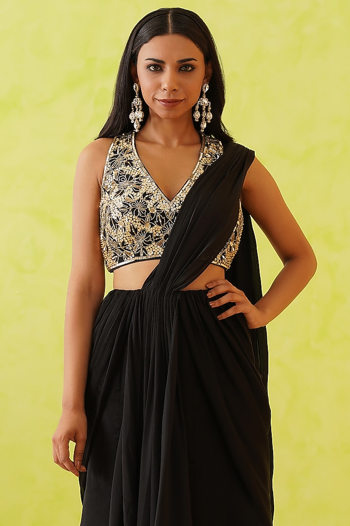 Black Satin Georgette Draped Wedding Saree Set by Deepika Chadha at Pernia's Pop Up Shop