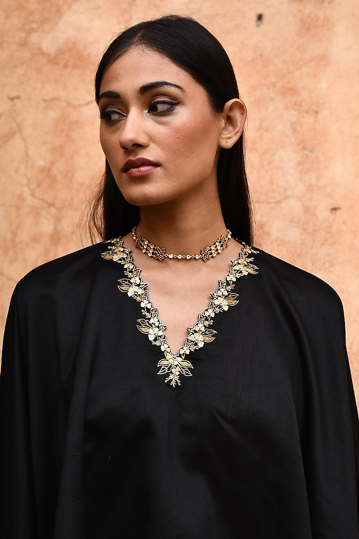 Black Chanderi Embroidered Cape Set by Deep thee at Pernia's Pop Up Shop