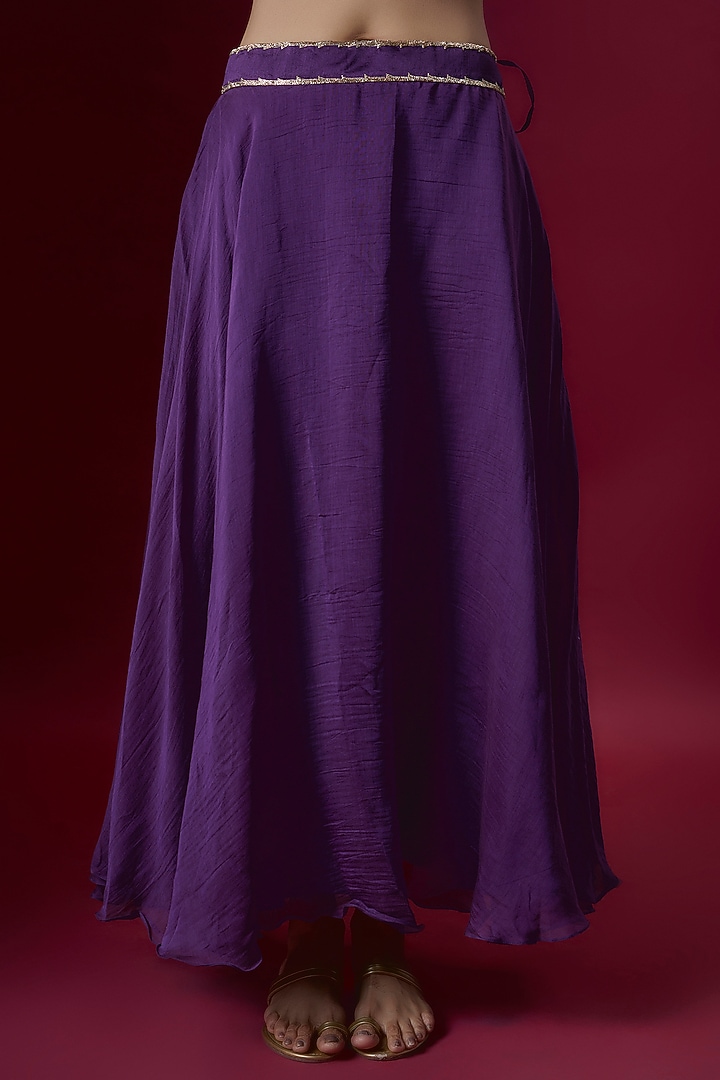 Purple Chanderi & Organza Embroidered Cape Set by Deep thee at Pernia's Pop Up Shop