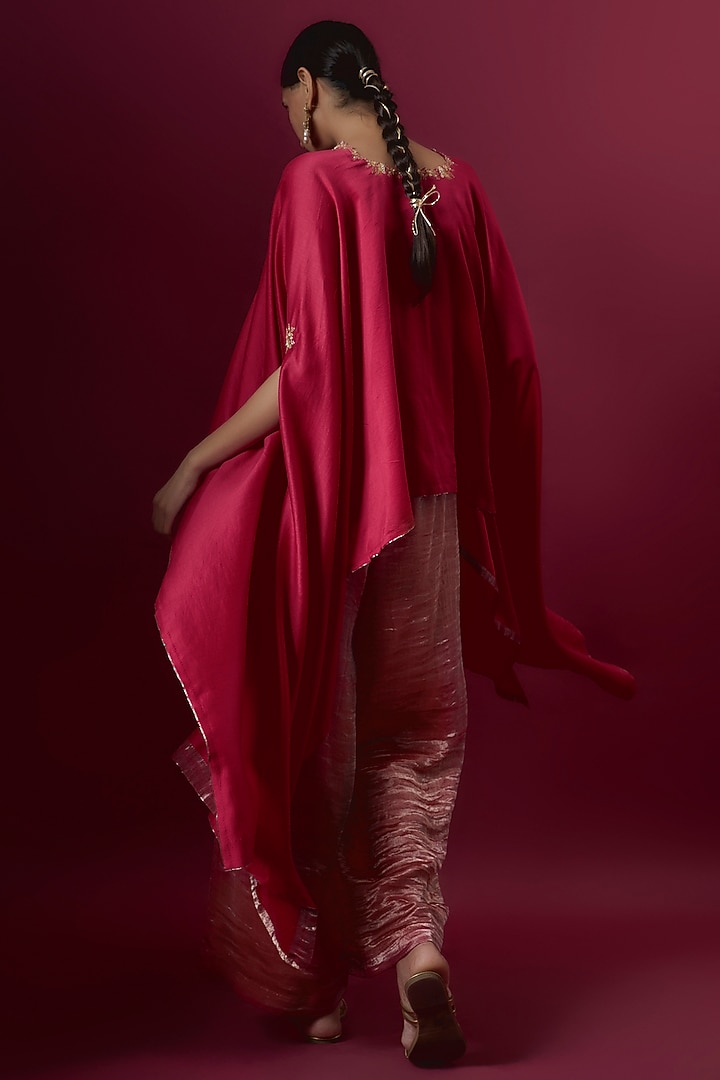 Red Chanderi & Tissue Embroidered Cape Set by Deep thee at Pernia's Pop Up Shop