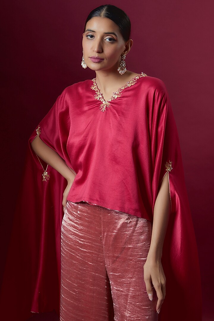 Red Chanderi & Tissue Embroidered Cape Set by Deep thee at Pernia's Pop Up Shop