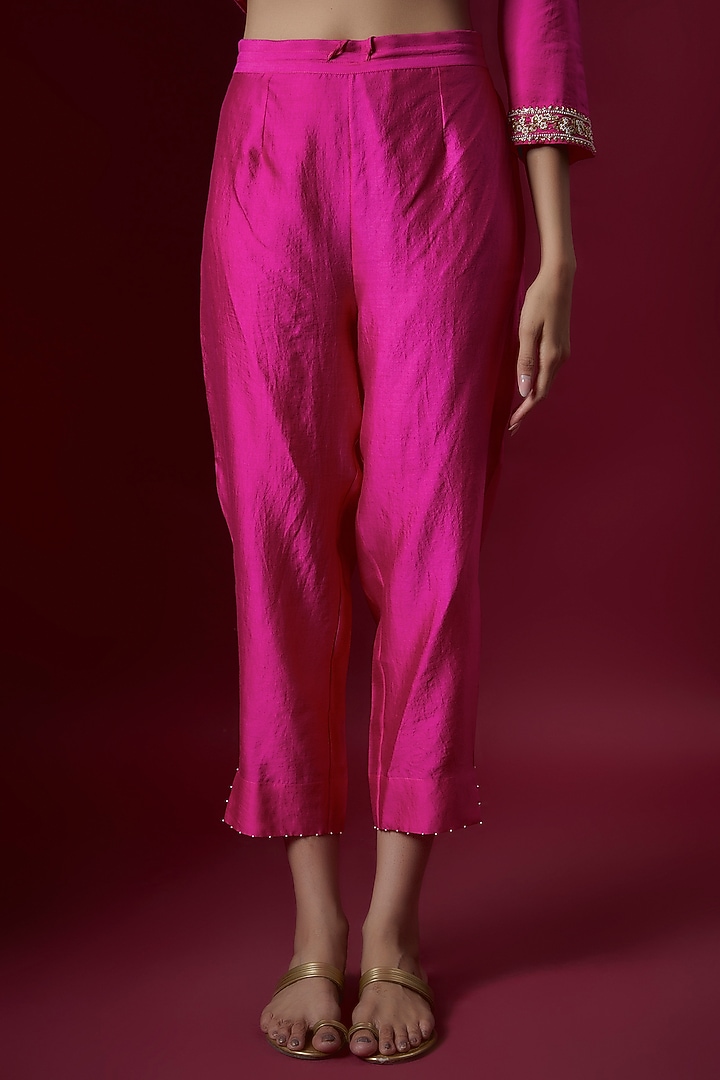 Fuschia Silk & Organza Embroidered Kurta Set by Deep thee at Pernia's Pop Up Shop