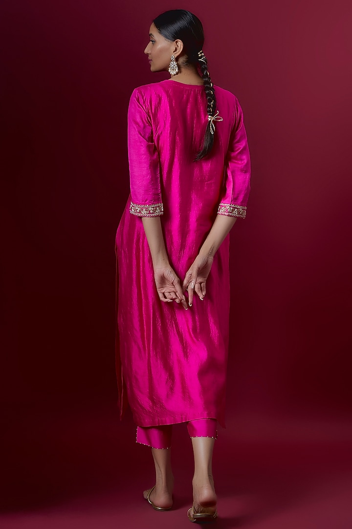 Fuchsia Pink Silk & Organza Embroidered Kurta Set by Deep thee at Pernia's Pop Up Shop
