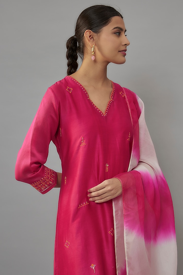 Pink Chanderi & Organza Resham Embroidered A-Line Kurta Set by Deep Thee at Pernia's Pop Up Shop