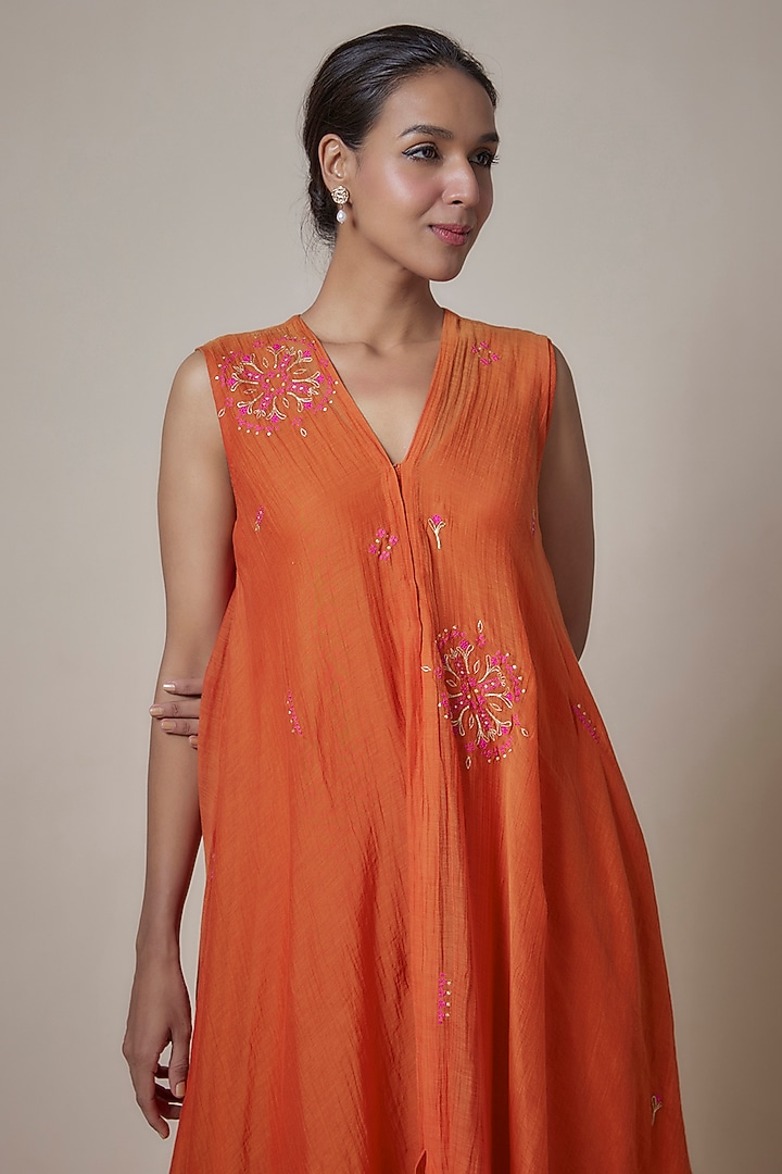 Rust Orange Chanderi Resham Embroidered Asymmetric Kurta Set by Deep thee at Pernia's Pop Up Shop