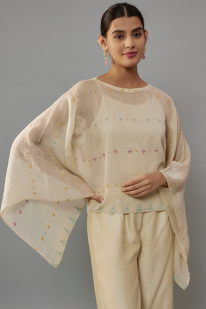 Ivory Chanderi Aari & Resham Hand Embroidered Cape Set by Deep Thee at Pernia's Pop Up Shop