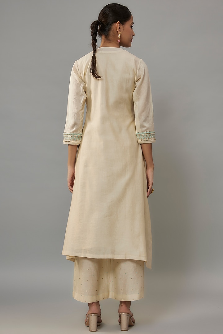 Ivory Chanderi & Organza Resham Embroidered A-Line Kurta Set by Deep Thee at Pernia's Pop Up Shop