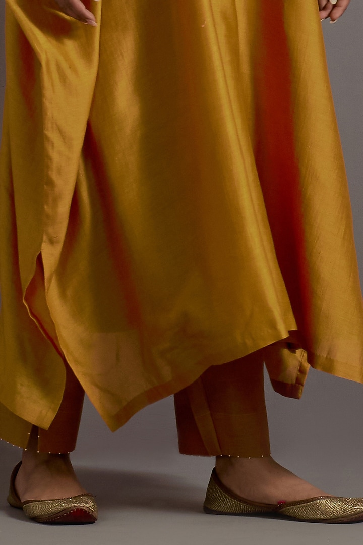 Mustard Yellow Chanderi Zardosi Hand Embroidered Kaftan Set by Deep thee at Pernia's Pop Up Shop