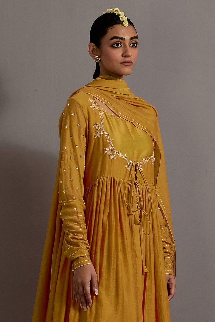 Mustard Yellow Chanderi Hand Embroidered Gathered Wedding Anarkali Set by Deep thee at Pernia's Pop Up Shop