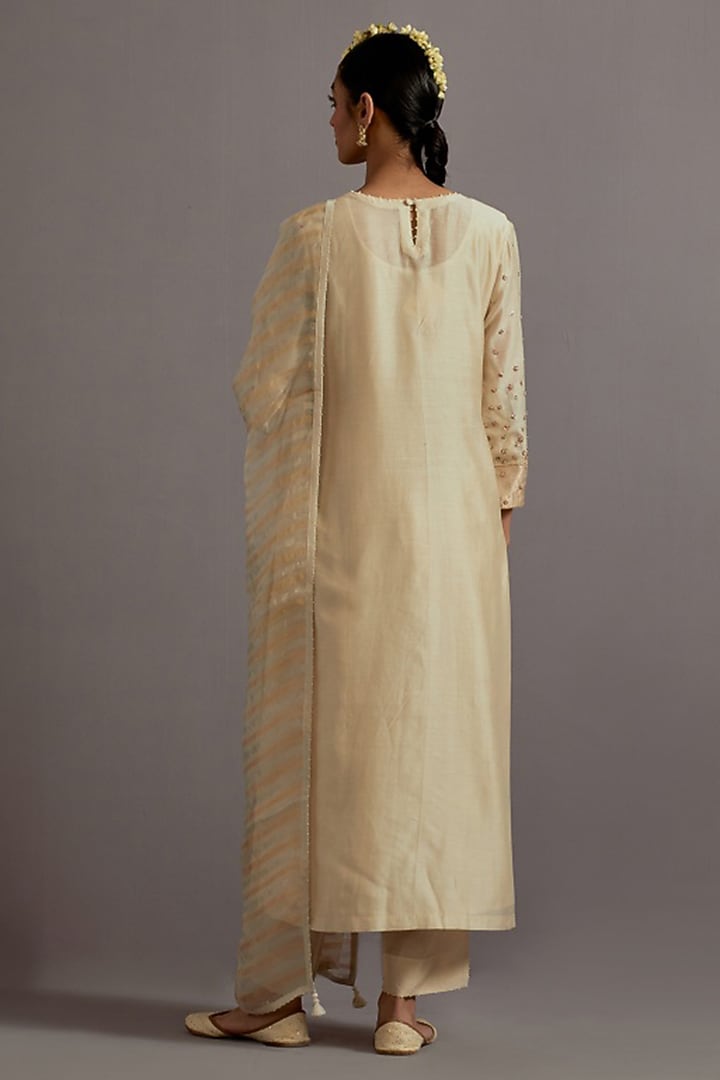 Ivory Chanderi Zardosi Embroidered Straight Kurta Set by Deep thee at Pernia's Pop Up Shop